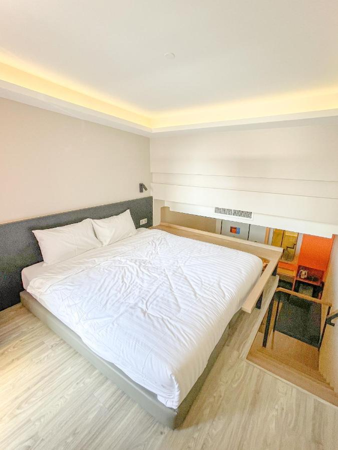 Hotel Z Zpaze Bangkok Bagian luar foto