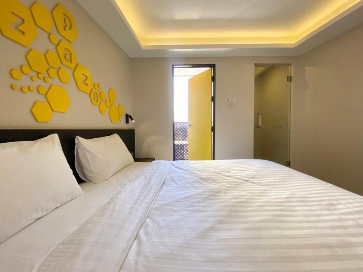 Hotel Z Zpaze Bangkok Bagian luar foto