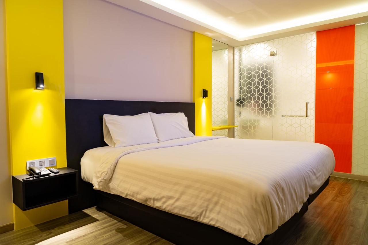 Hotel Z Zpaze Bangkok Bagian luar foto