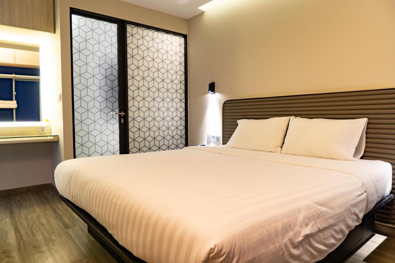 Hotel Z Zpaze Bangkok Bagian luar foto