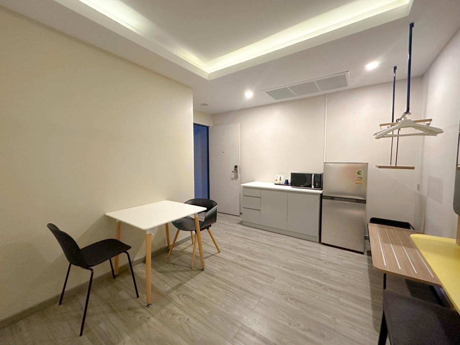 Hotel Z Zpaze Bangkok Bagian luar foto