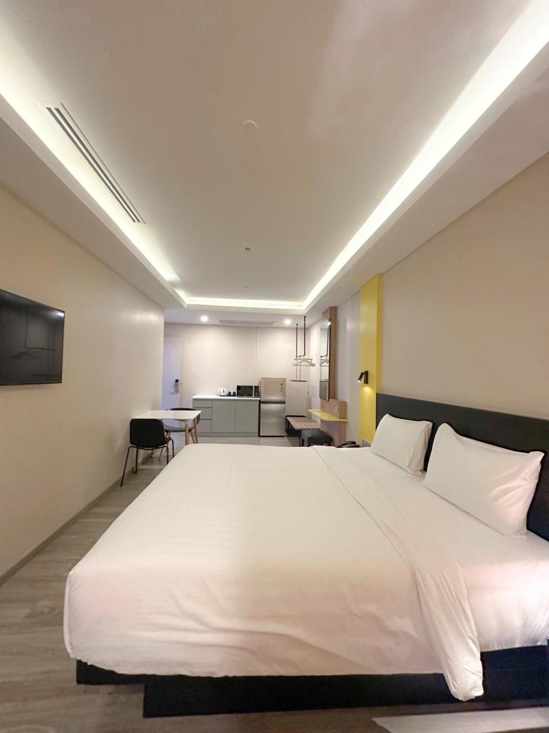 Hotel Z Zpaze Bangkok Bagian luar foto